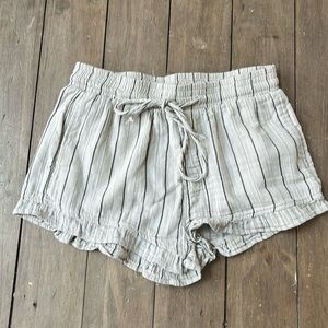 Striped cotton shorts,small